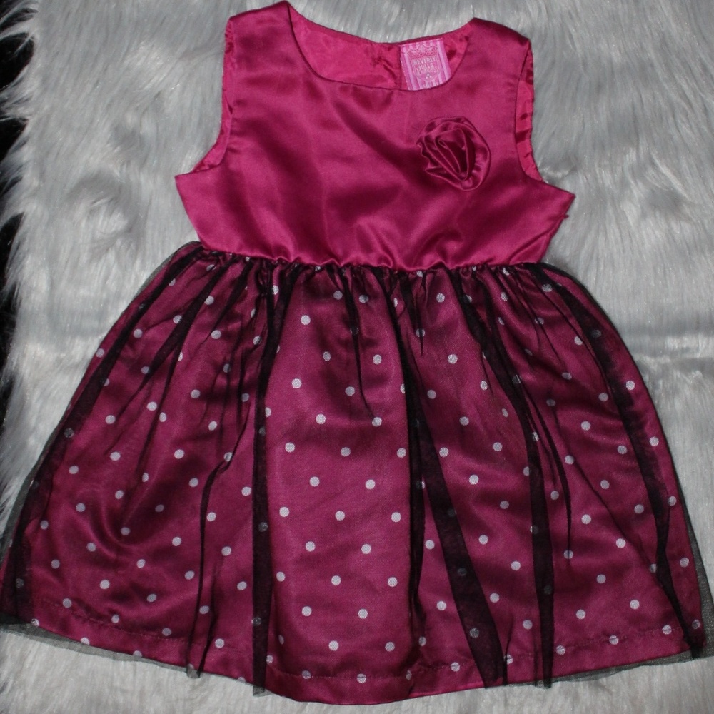 CASUAL PINK DRESS WITH BLACK LACE OVERLAY